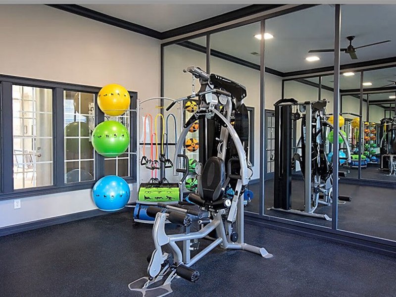 gym at  Bradley Pointe located in Savannah, GA