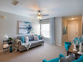 living room at  Bradley Pointe located in Savannah, GA